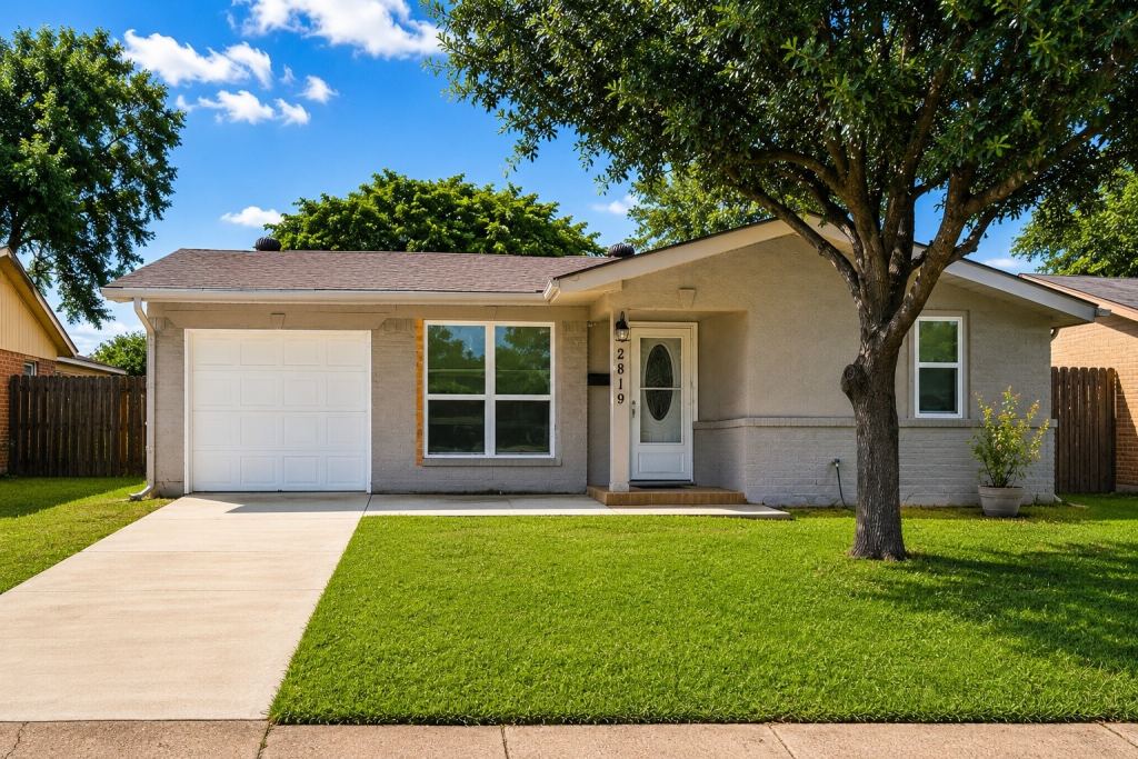 2819 Cary Drive, Mesquite, TX 75150 — photo 1