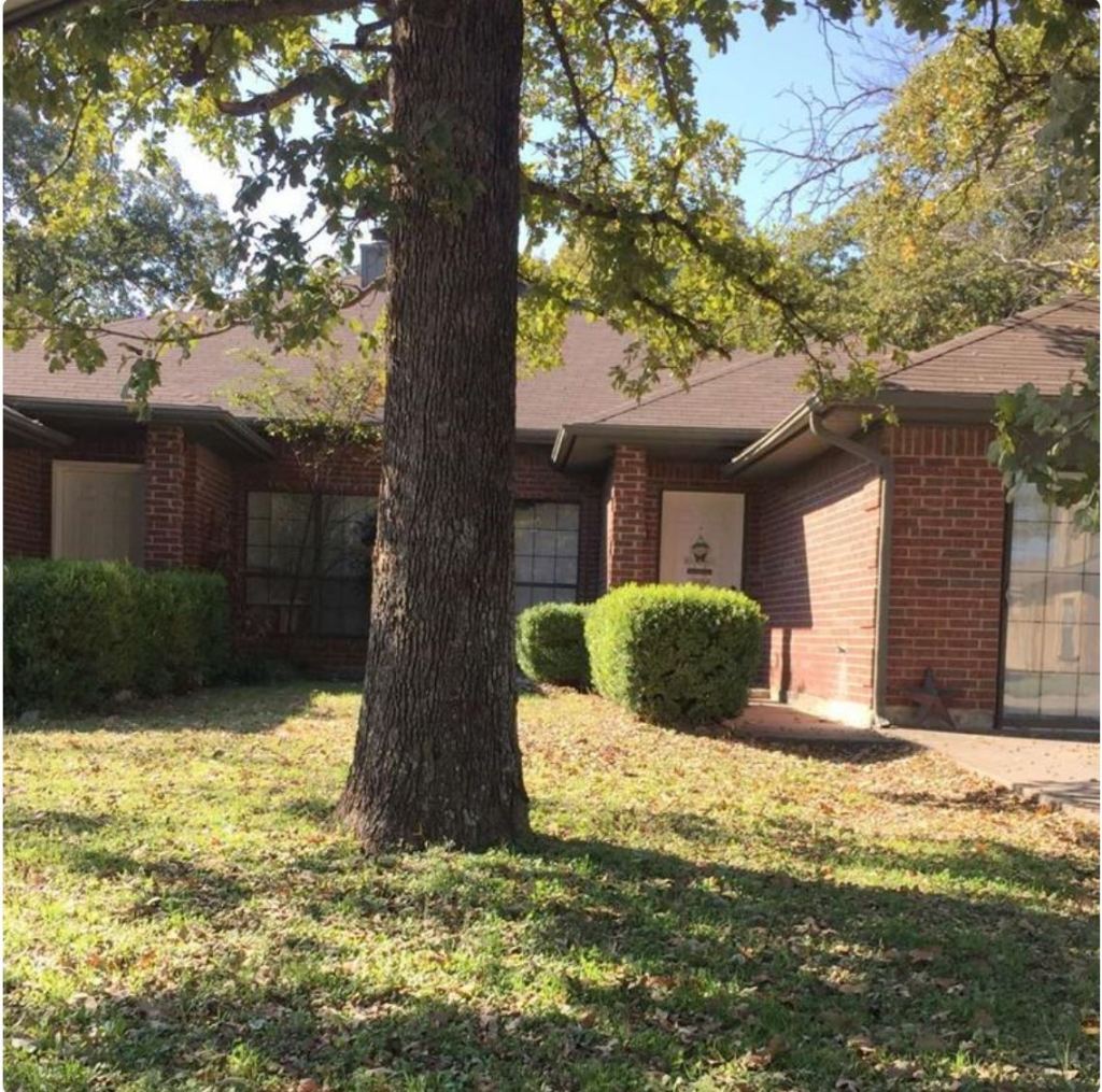 316 Lochridge Drive, Azle, TX 76020 — photo 1