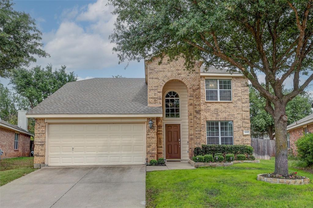 8432 Cactus Flower Drive, Fort Worth, TX 76131 — photo 1