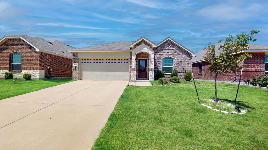 4950 Parrington Drive, Princeton, TX 75407 — photo 1
