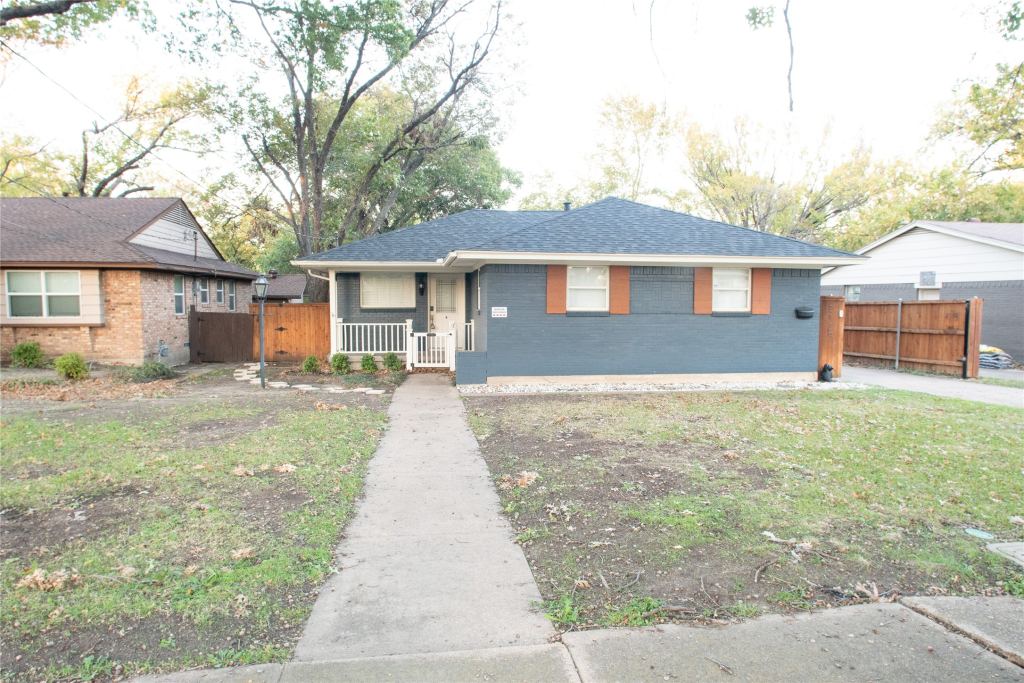 2129 Province, Dallas, TX 75228 — photo 1