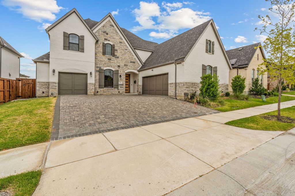 1721 Clem Castle Drive, Carrollton, TX 75010 — photo 1