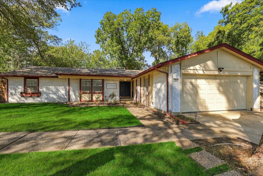 3 Eastlane Place, Plano, TX 75074 — photo 1