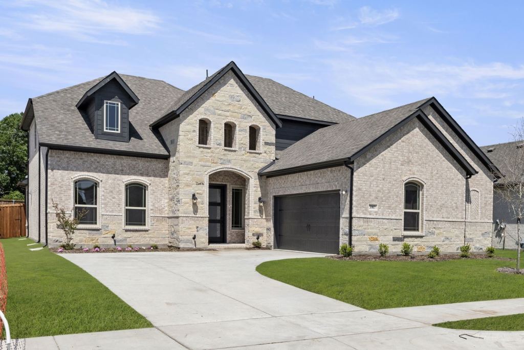 3907 Lochwood Drive, Rowlett, TX 75088 — photo 1