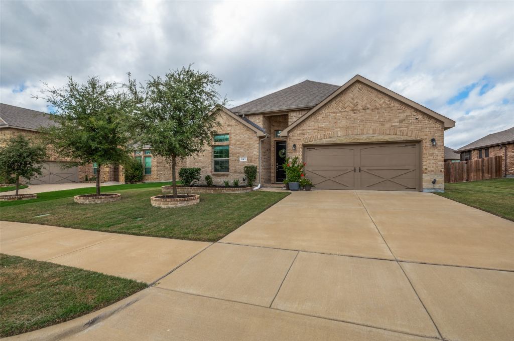 641 Grove Park Lane, Midlothian, TX 76065 — photo 1
