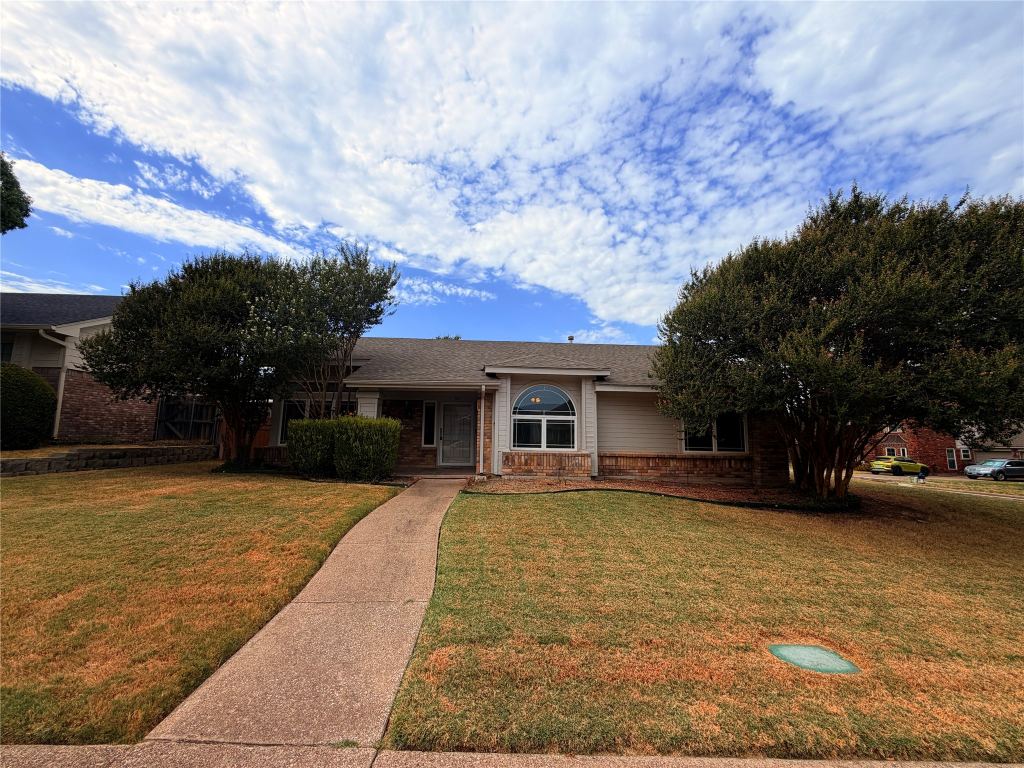 301 Hillside Court, Garland, TX 75043 — photo 1