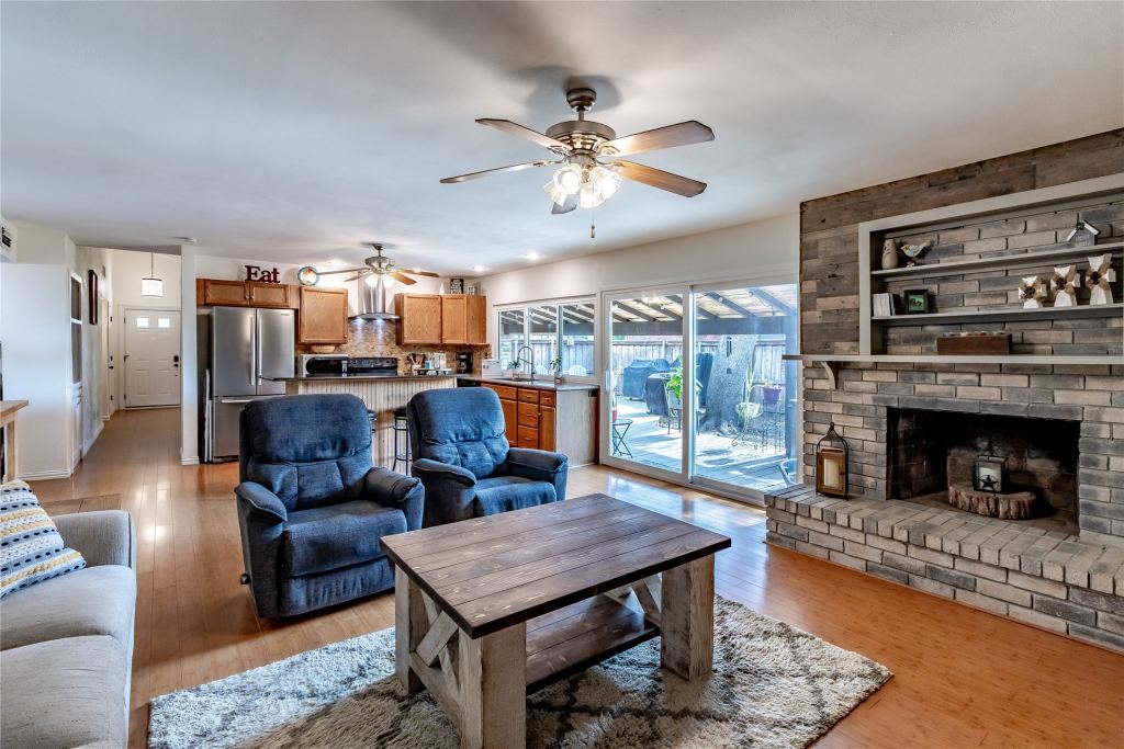 1204 Warwick Drive, Mesquite, TX 75150 — photo 1