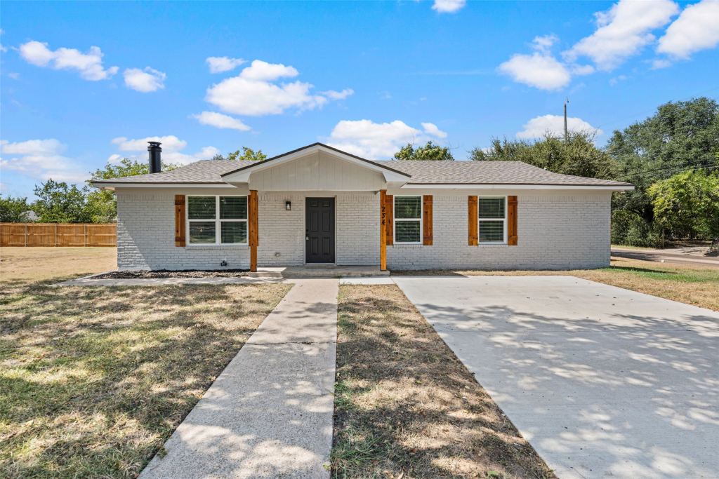 234 Ave E