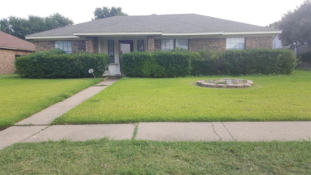 210 W Apollo Road, Garland, TX 75040 — photo 1