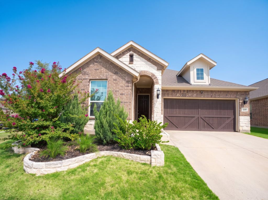 2105 Ella Lane, Carrollton, TX 75010 — photo 1