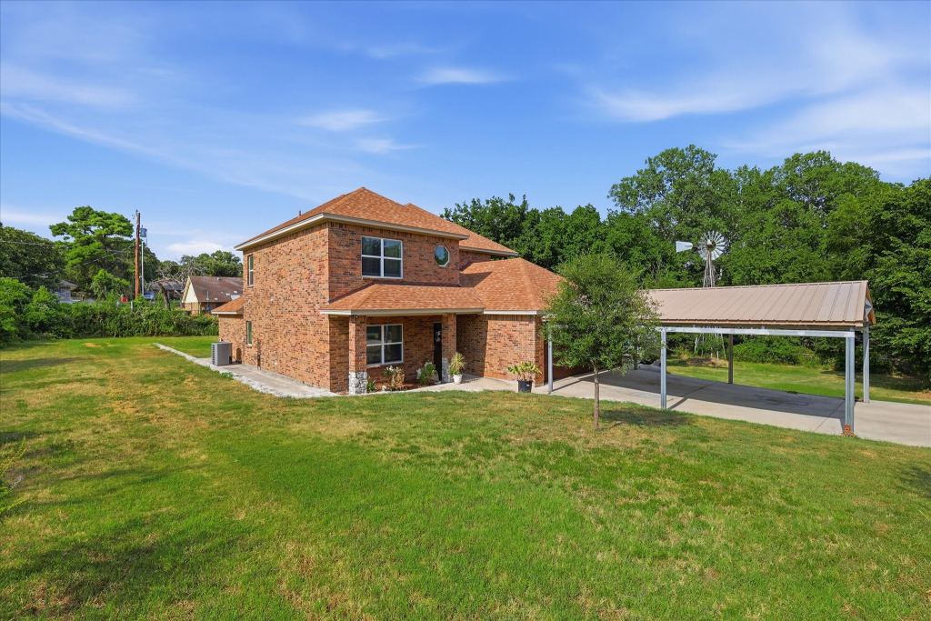7200 Courtney Drive, Azle, TX 76020 — photo 1