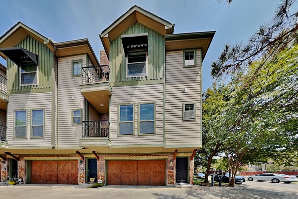 6121 Oram Street A, Dallas, TX 75214 — photo 1