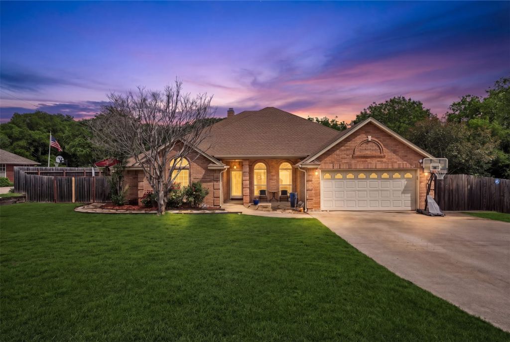 1557 Woodbee Court, Azle, TX 76020 — photo 1