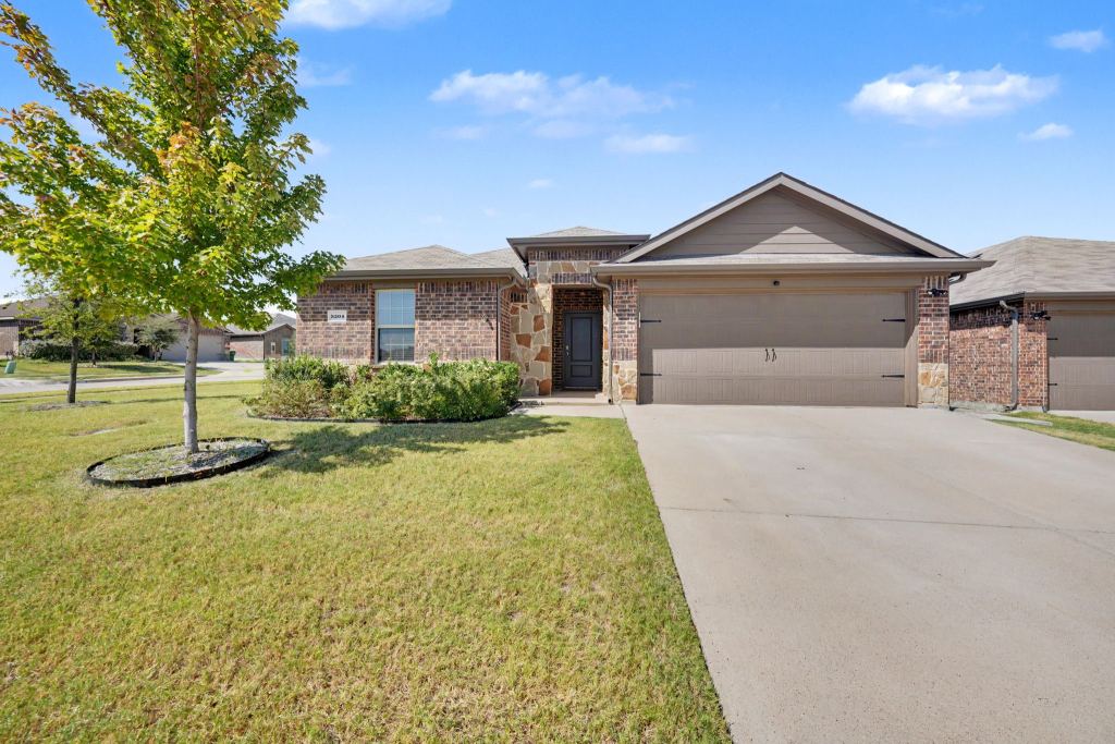 3204 Everly Drive, Fate, TX 75189 — photo 1
