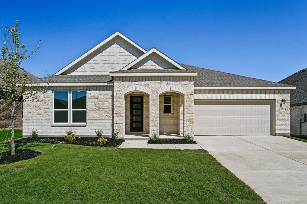 124 Hudson Lane, Justin, TX 76247 — photo 1