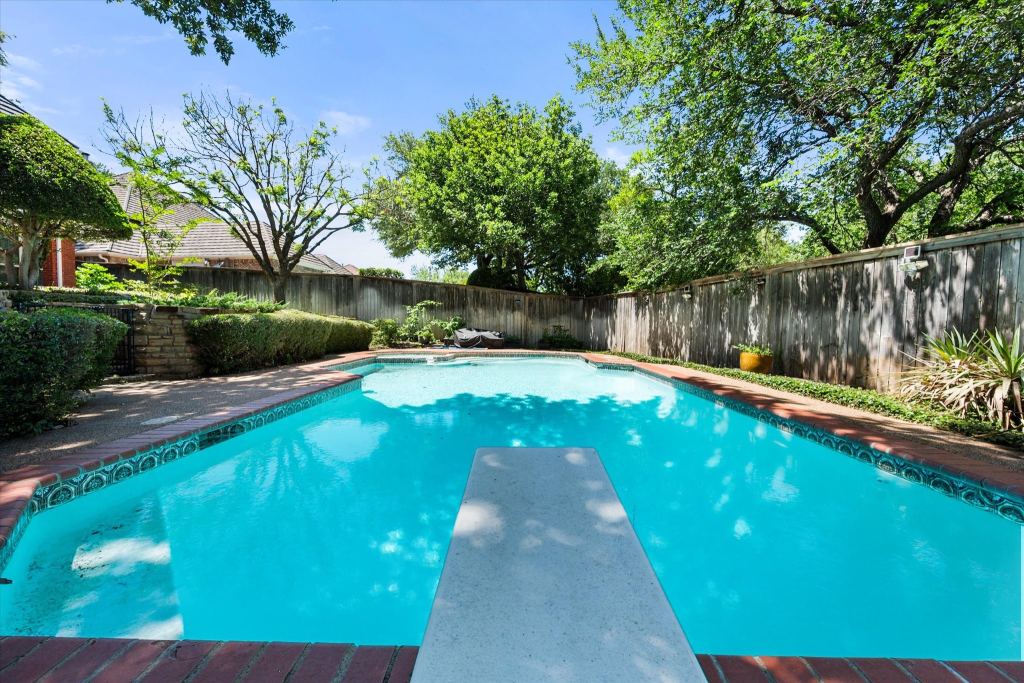 2801 Knotted Oaks Trail, Arlington, TX 76006 — photo 1