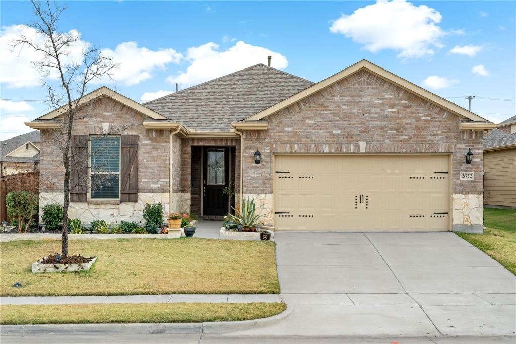 2632 Wesley Avenue, Aubrey, TX 76227 — photo 1