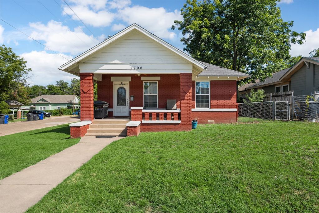 2700 Cole Avenue, Waco, TX 76707 — photo 1