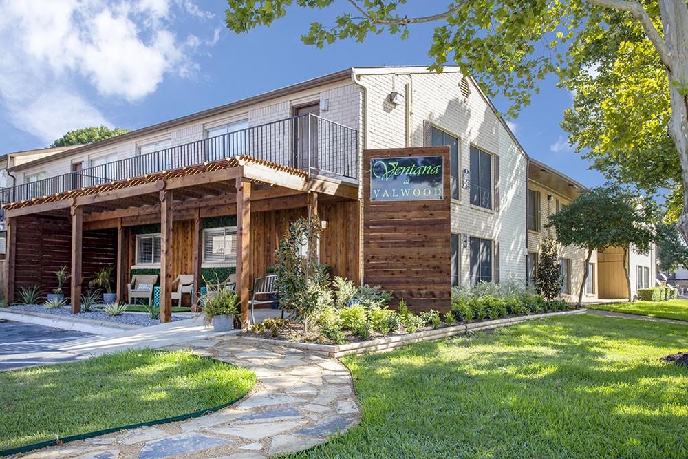 14208 Heritage Circle, Farmers Branch, TX 75234 — photo 1