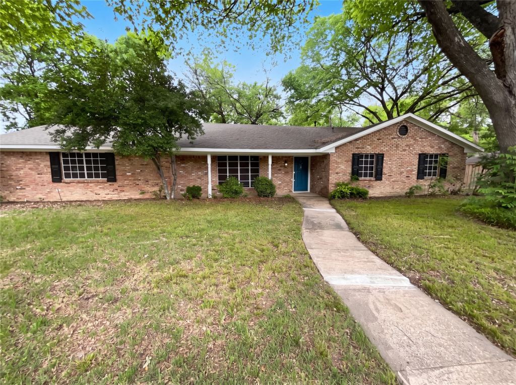 2017 Greenbriar Lane, Plano, TX 75074 — photo 1