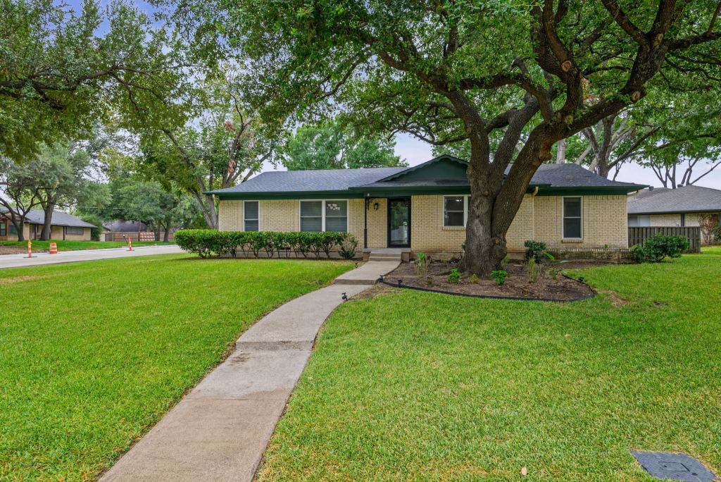 2630 Briarcove Drive, Plano, TX 75074 — photo 1