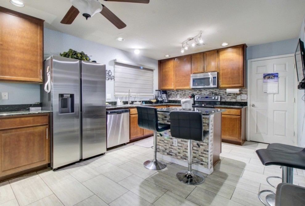 1333 Falcon Drive, Dallas, TX 75051 — photo 1