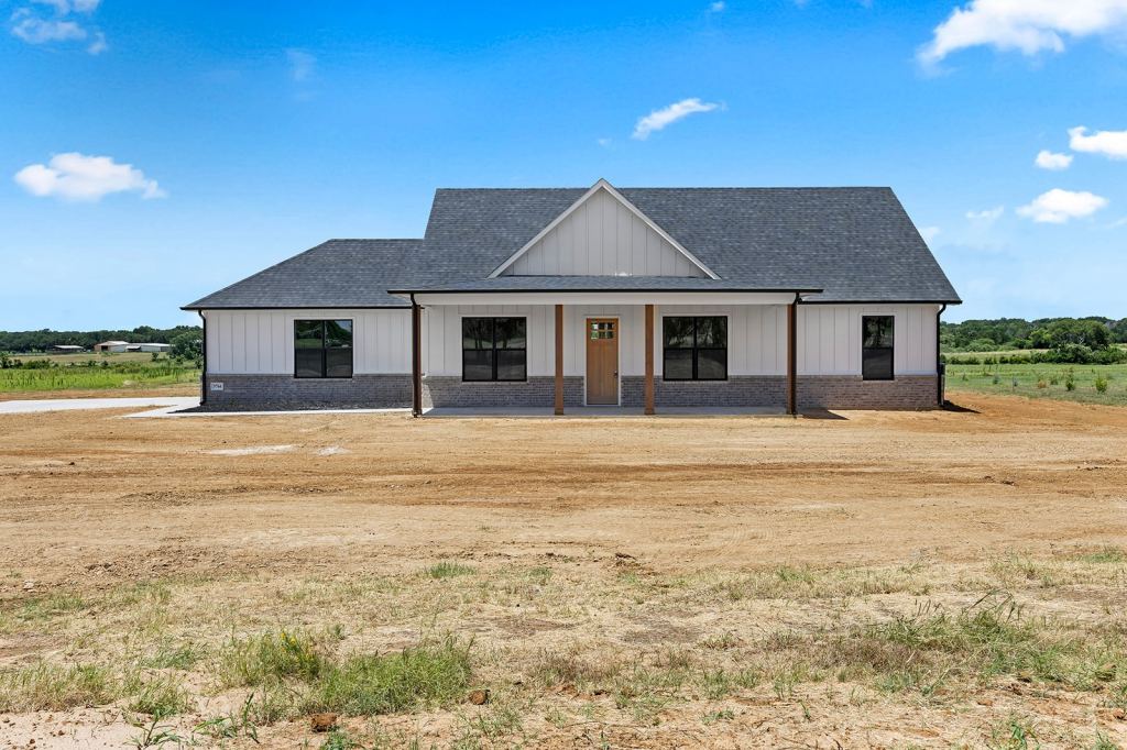 3764 County Road 424, Cleburne, TX 76031 — photo 1