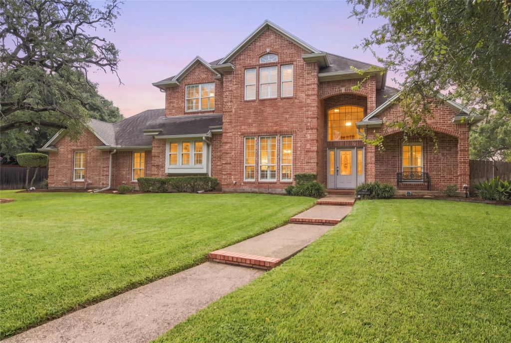 7918 Old Mcgregor Road, Woodway, TX 76712 — photo 1