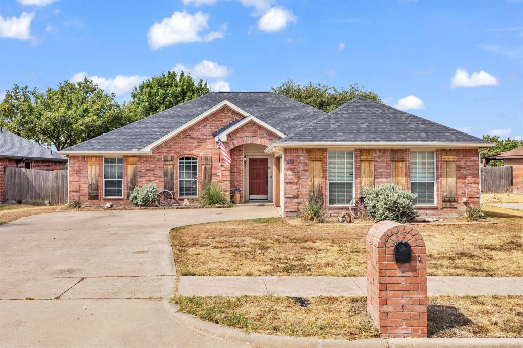 419 River Oaks Boulevard, Waxahachie, TX 75165 — photo 1