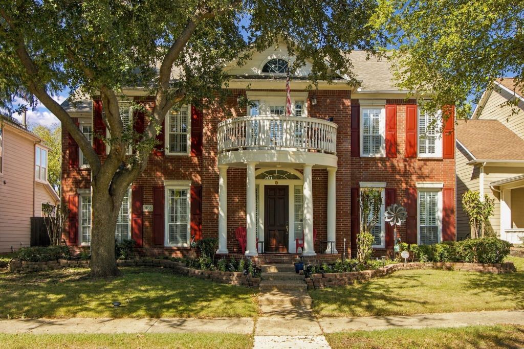 1833 Auburn Drive