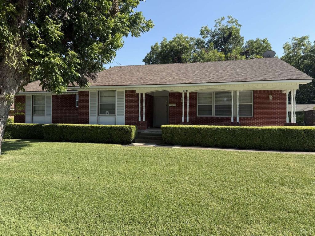 1706 E 15th Street, Plano, TX 75074 — photo 1