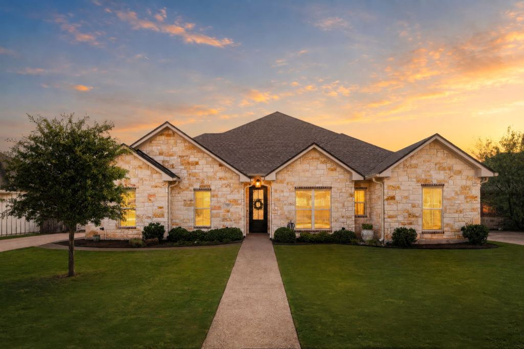717 Wintergreen Drive
