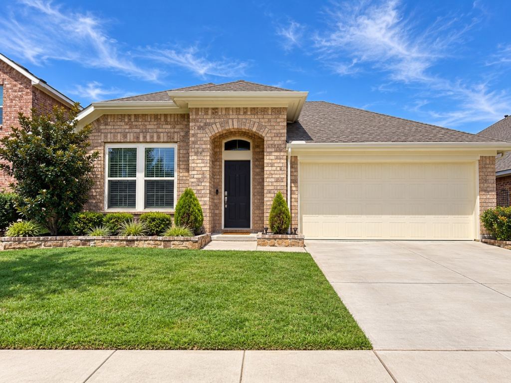 1909 Augustus Drive, Fort Worth, TX 76120 — photo 1