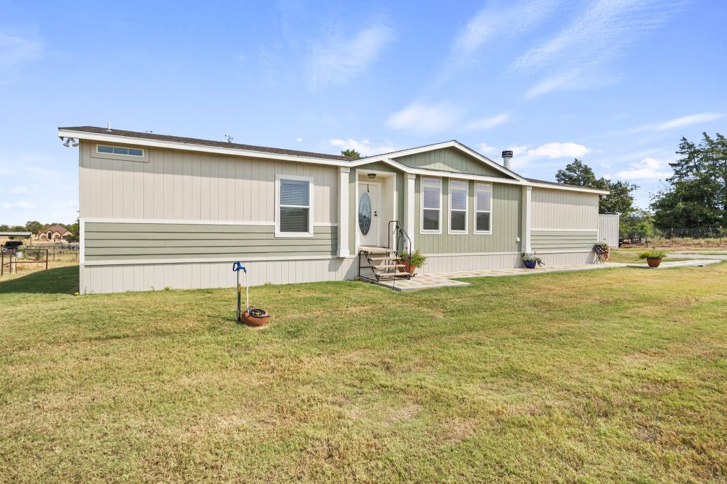 3258 E Interstate Highway 30, Greenville, TX 75402 — photo 1
