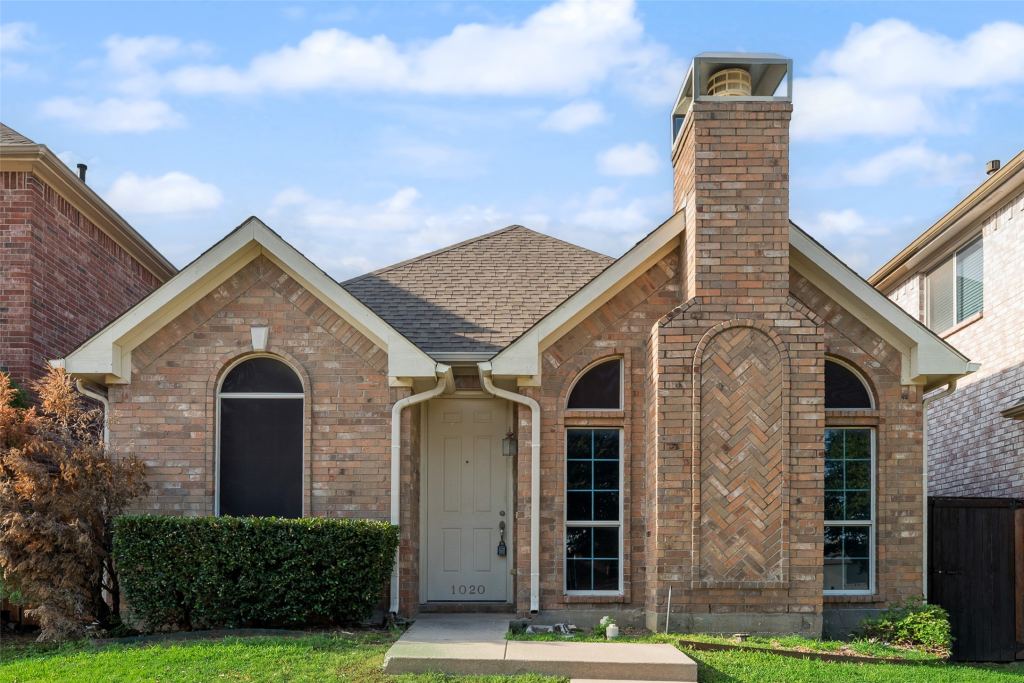 1020 Alyssa Lane, Carrollton, TX 75006 — photo 1