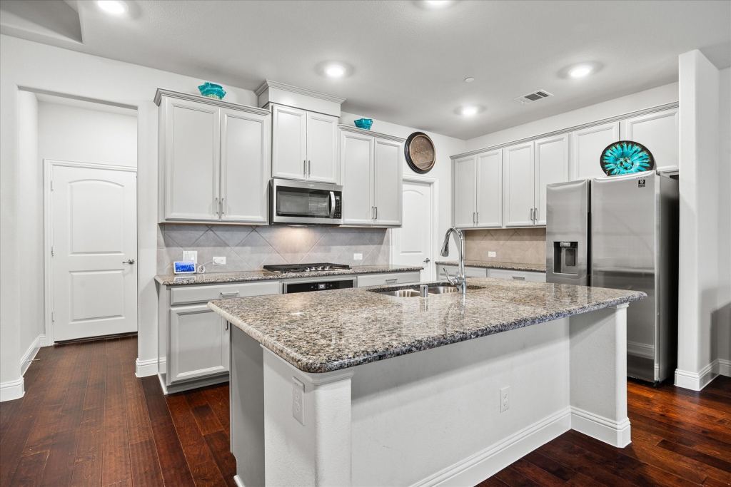 329 Baker Drive, Plano, TX 75074 — photo 1