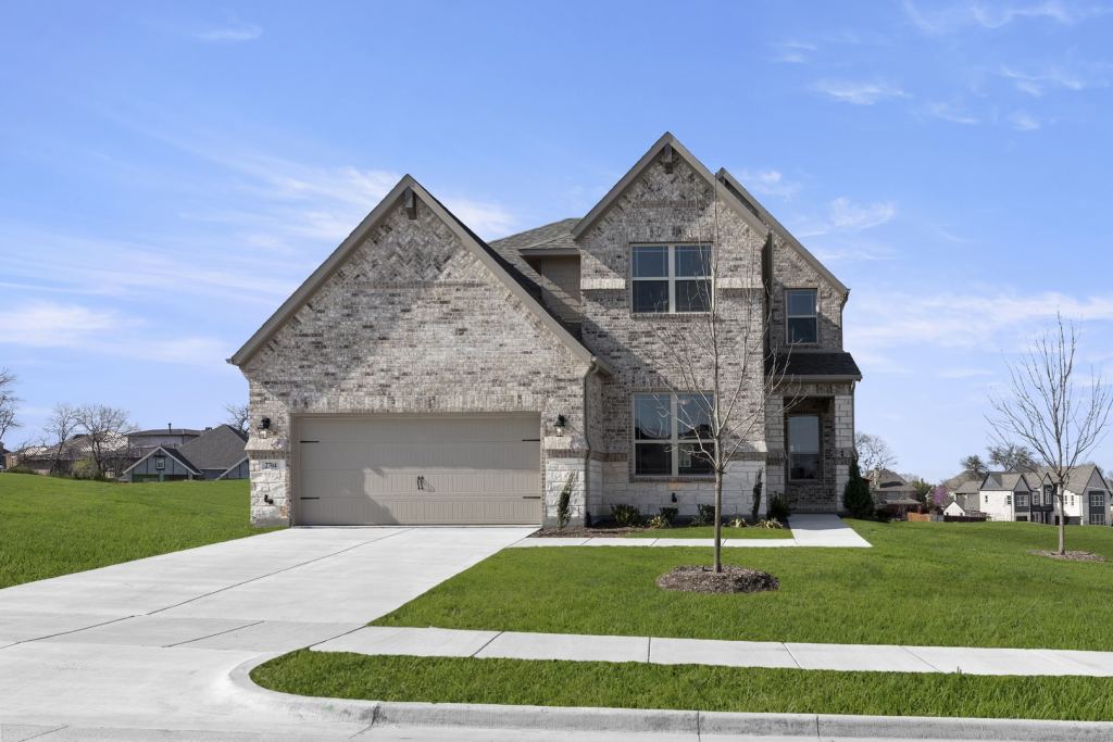 2704 Emerald Shallows Drive
