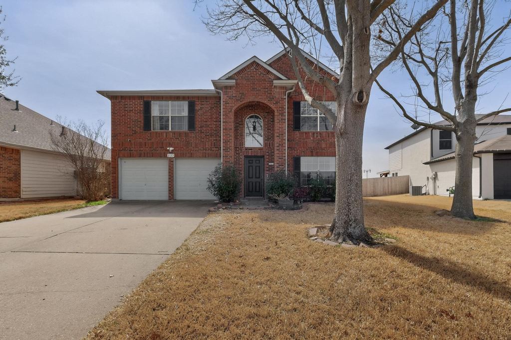 2125 Chisolm Trail, Forney, TX 75126 — photo 1