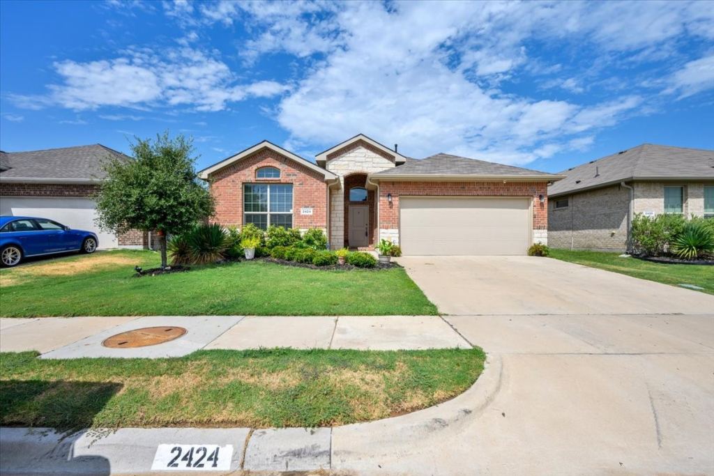 2424 O Conner Ranch Drive, Weatherford, TX 76087 — photo 1
