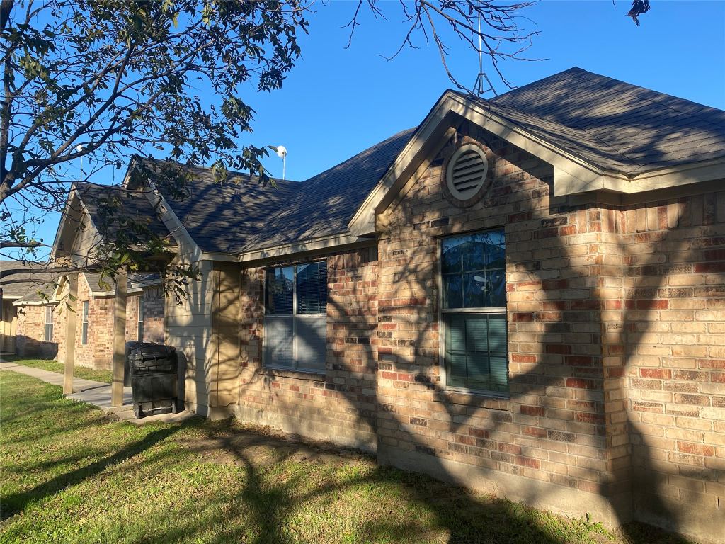 123 Sunburst Court, Weatherford, TX 76087 — photo 1