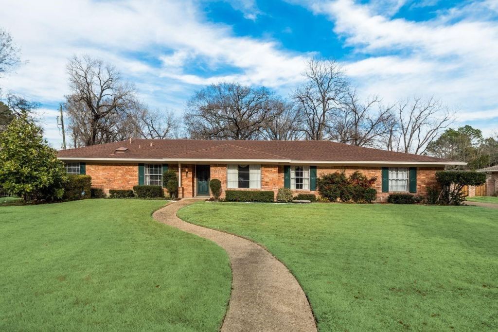 1821 Dartmouth Lane, Corsicana, TX 75110 — photo 1