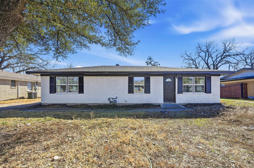 421 Cherry Drive, Princeton, TX 75407 — photo 1
