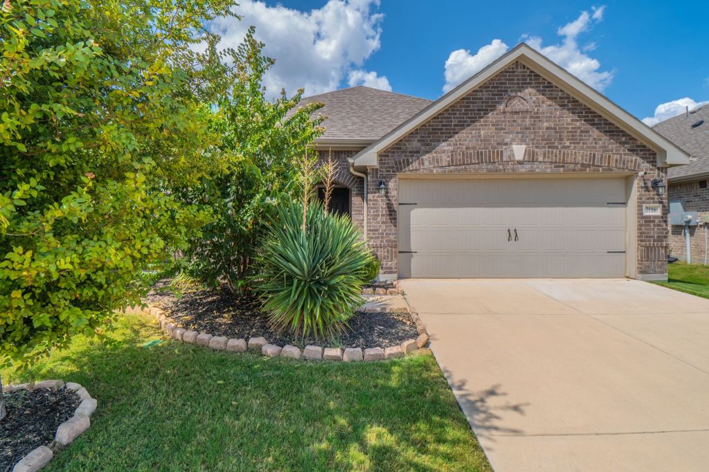 2116 Dorsey Drive, Forney, TX 75126 — photo 1