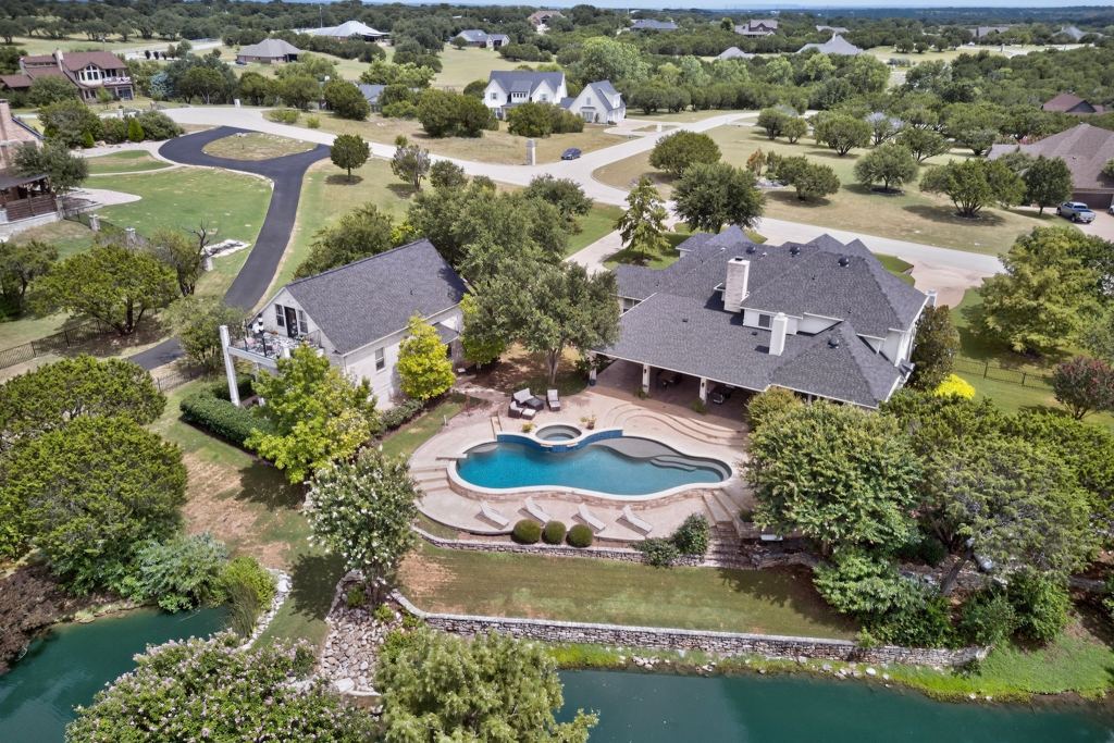 3406 Sundance Court