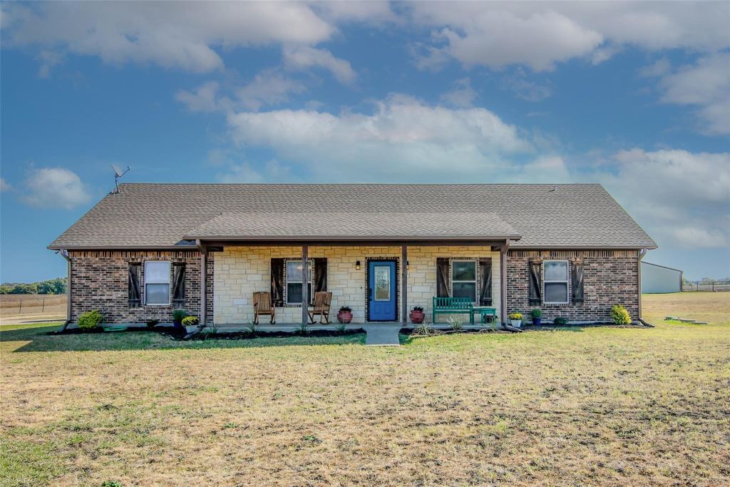 7158 Luella Road, Sherman, TX 75090 — photo 1