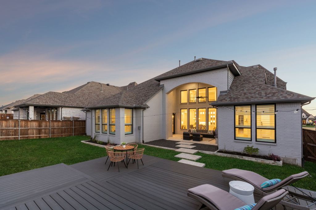 2226 Randas Way