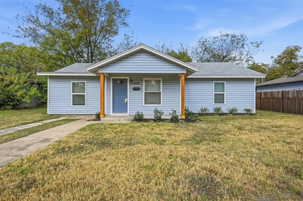 4229 Comanche Street, Fort Worth, TX 76119 — photo 1