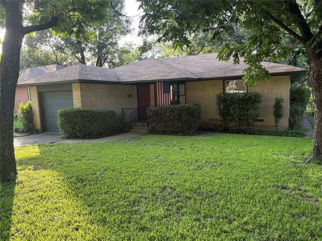 1911 Ferndale Avenue, Dallas, TX 75224 — photo 1