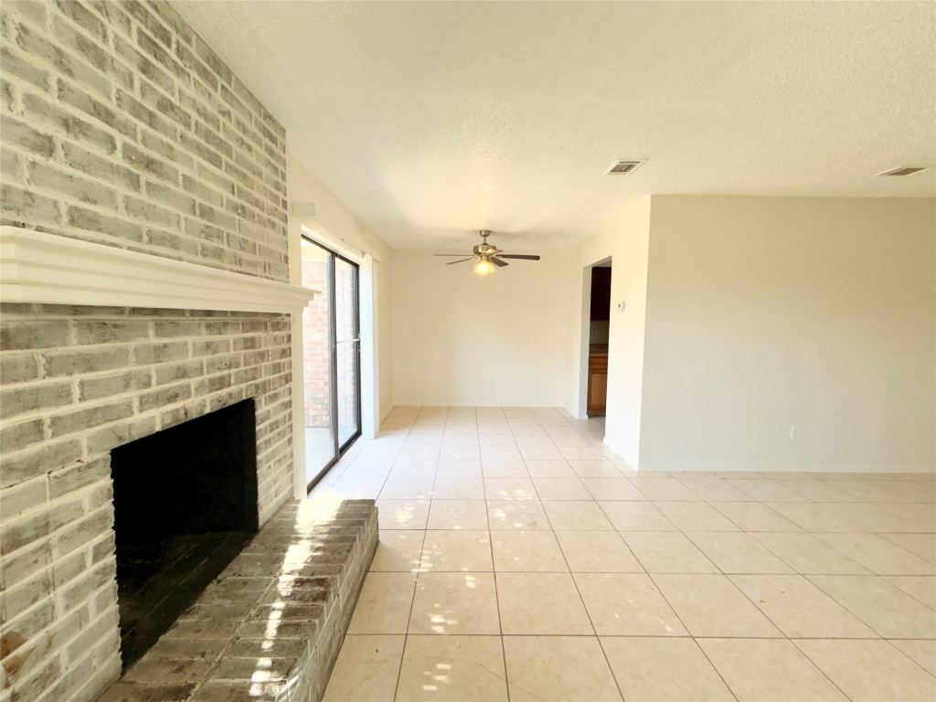 4001 N Garland Avenue 4, Garland, TX 75040 — photo 1