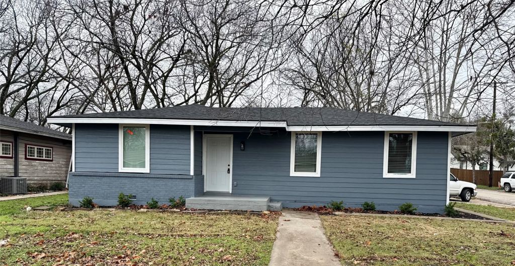 1802 Up The Grove Street, Greenville, TX 75401 — photo 1